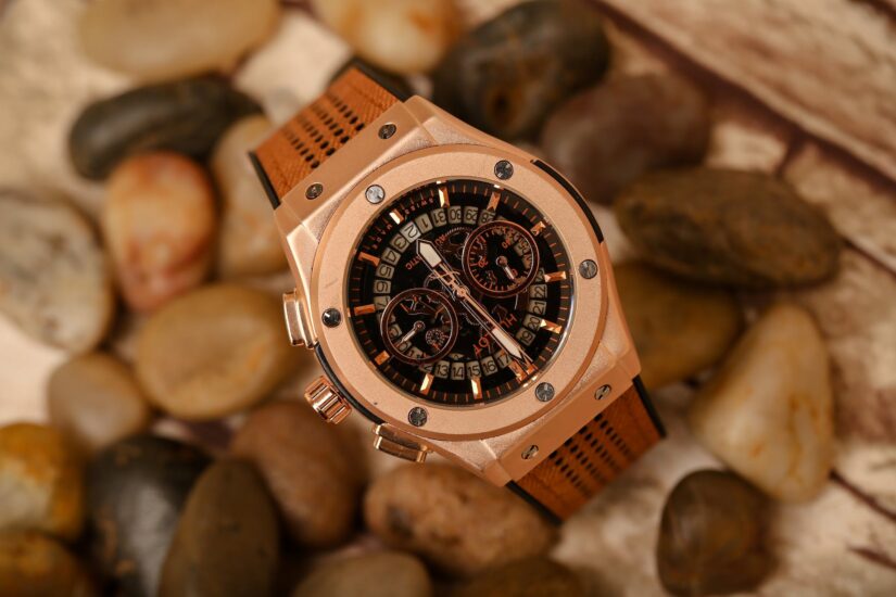 Reasons to Opt for a Customized Luxury Watch
